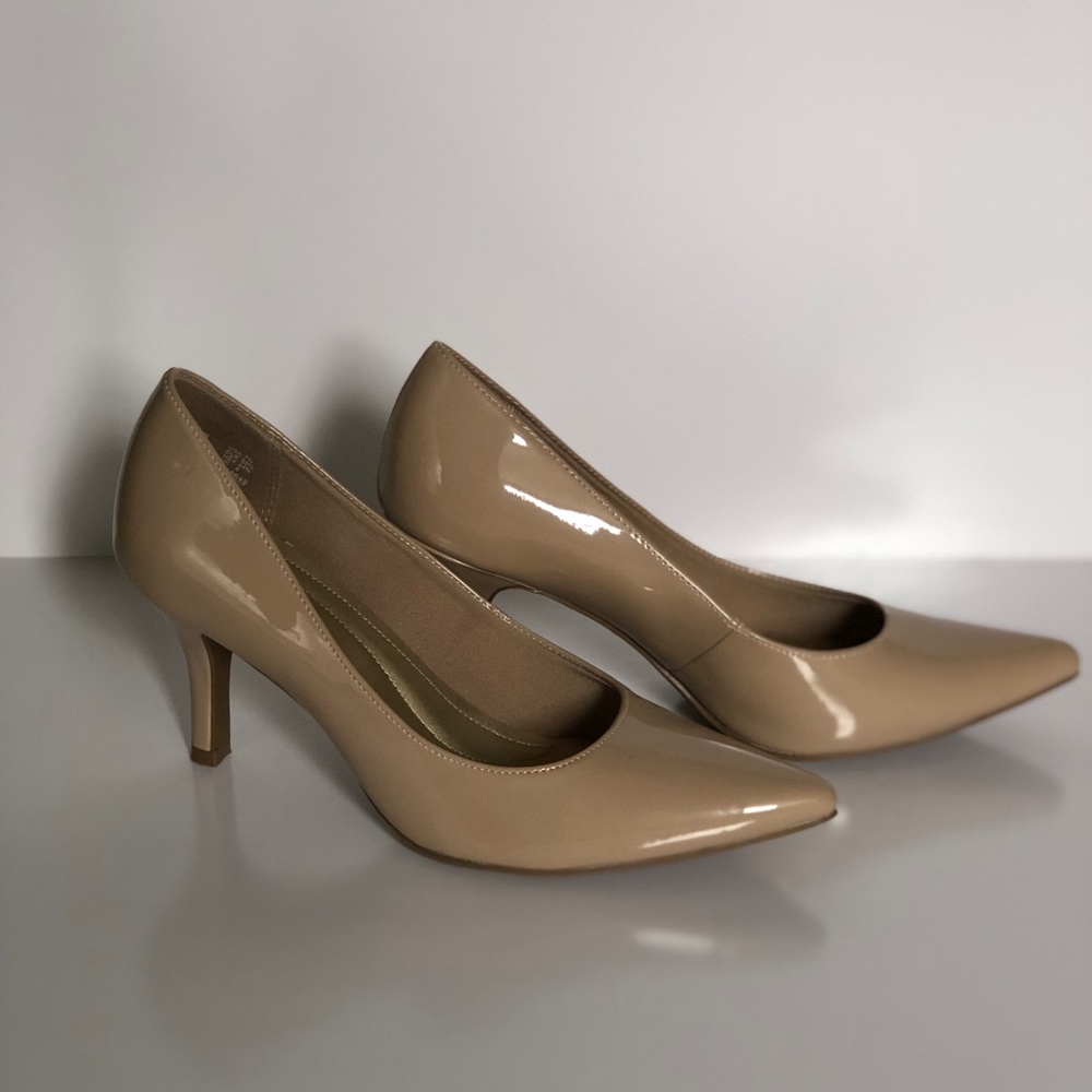 Nude Comfort Heels